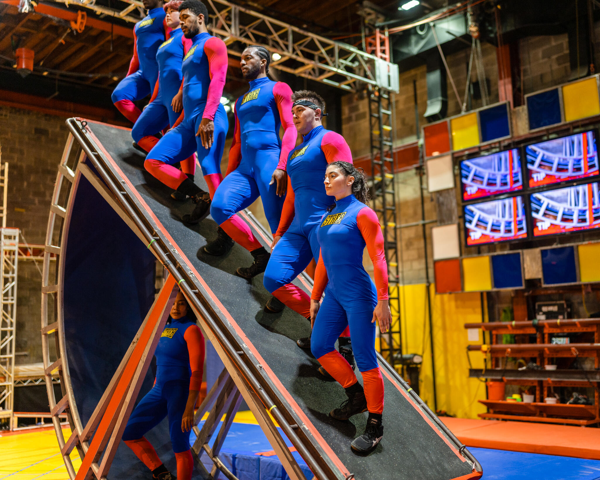 Campaign cover image for KEEP STREB IN BALANCE
