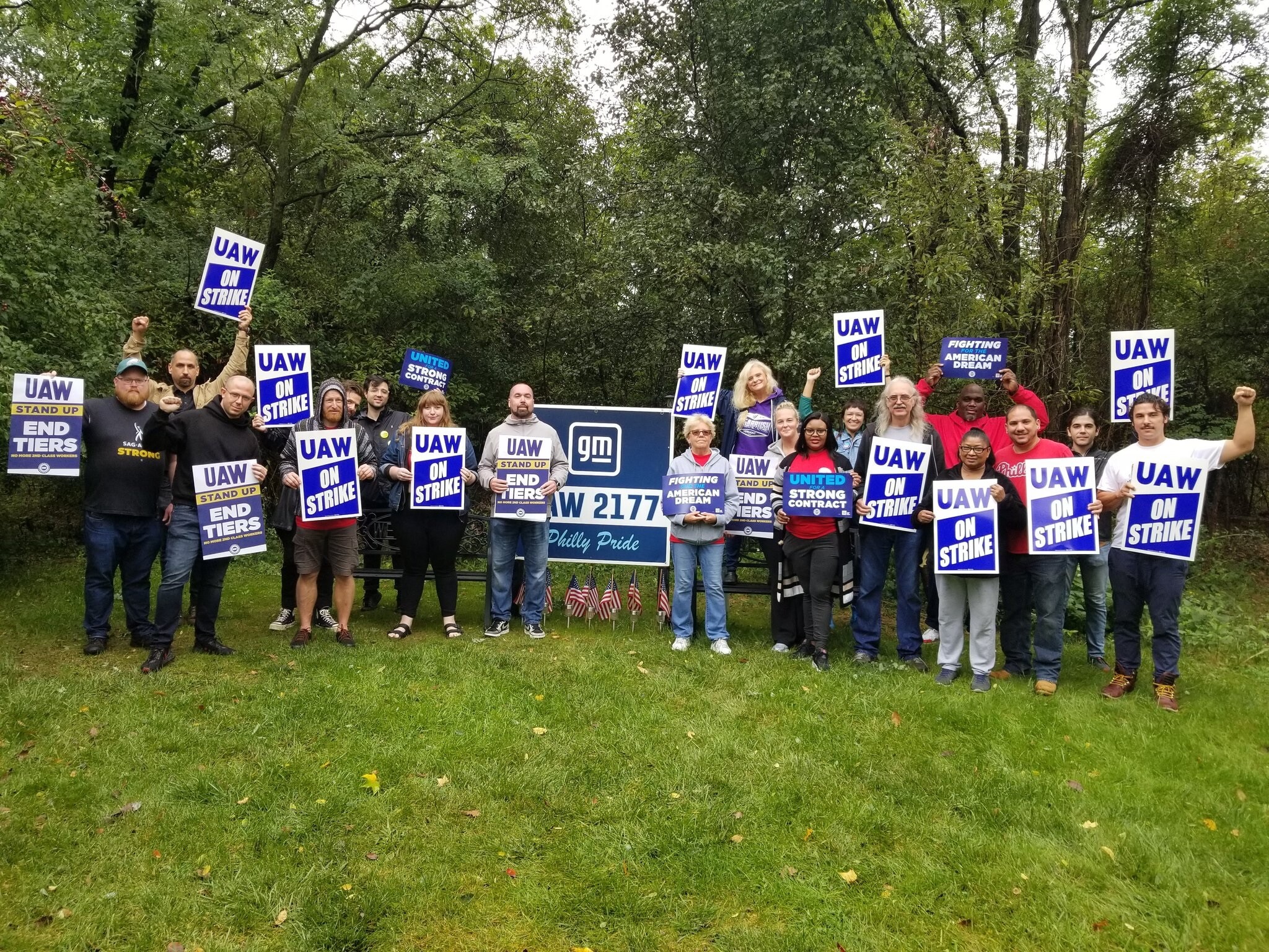 Campaign cover image for Philly DSA Supports UAW On Strike in PA!