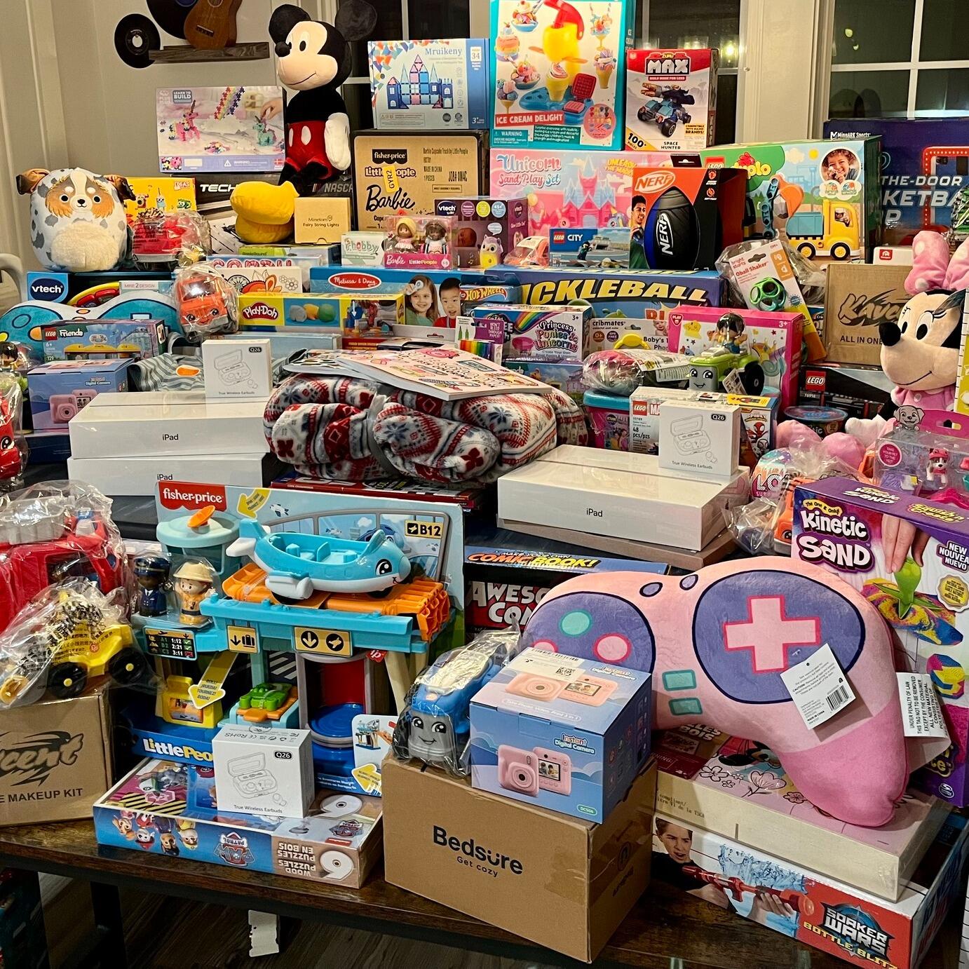 Campaign cover image for Austin's 1st Christmas '25