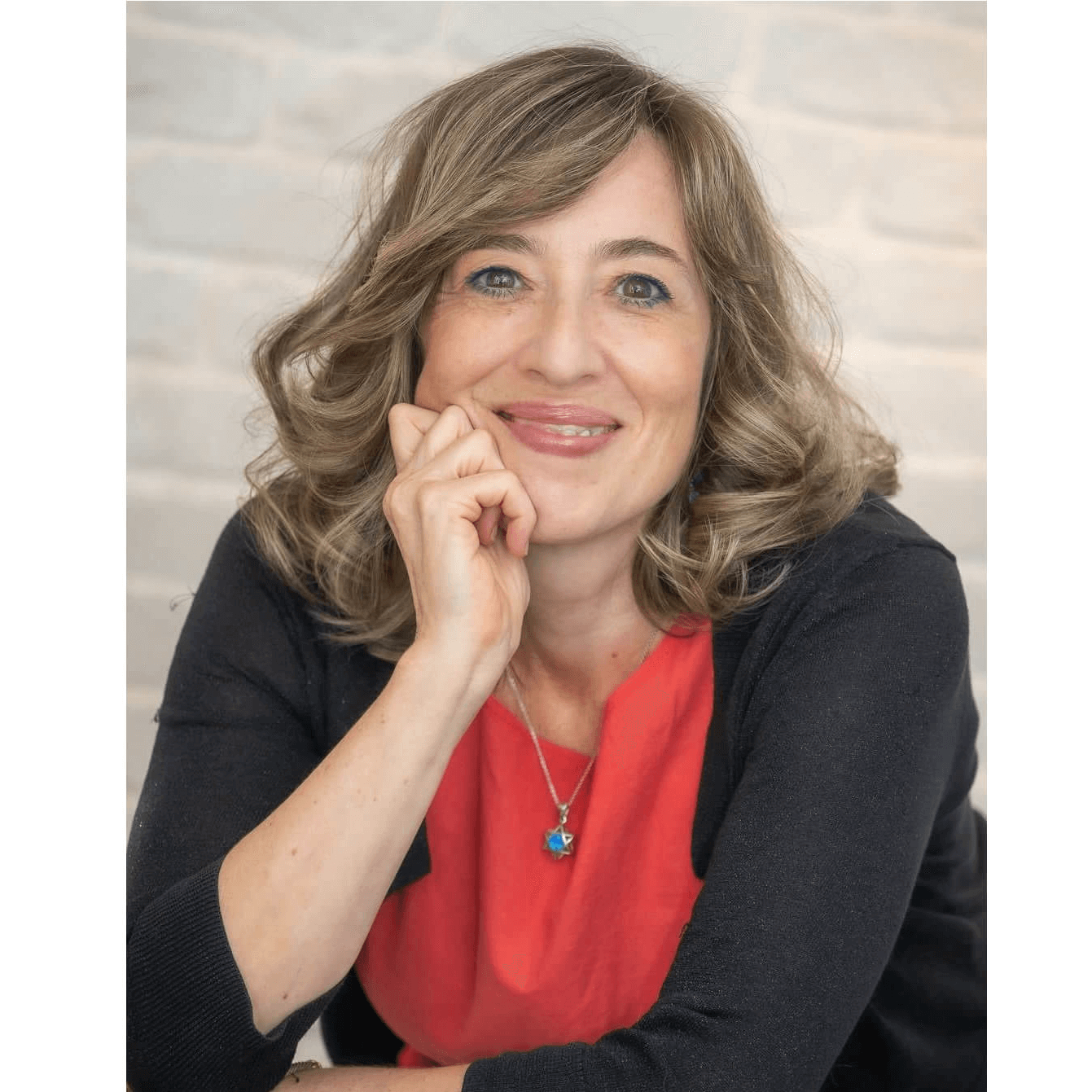 Campaign cover image for Meet Izabella Tabarovsky