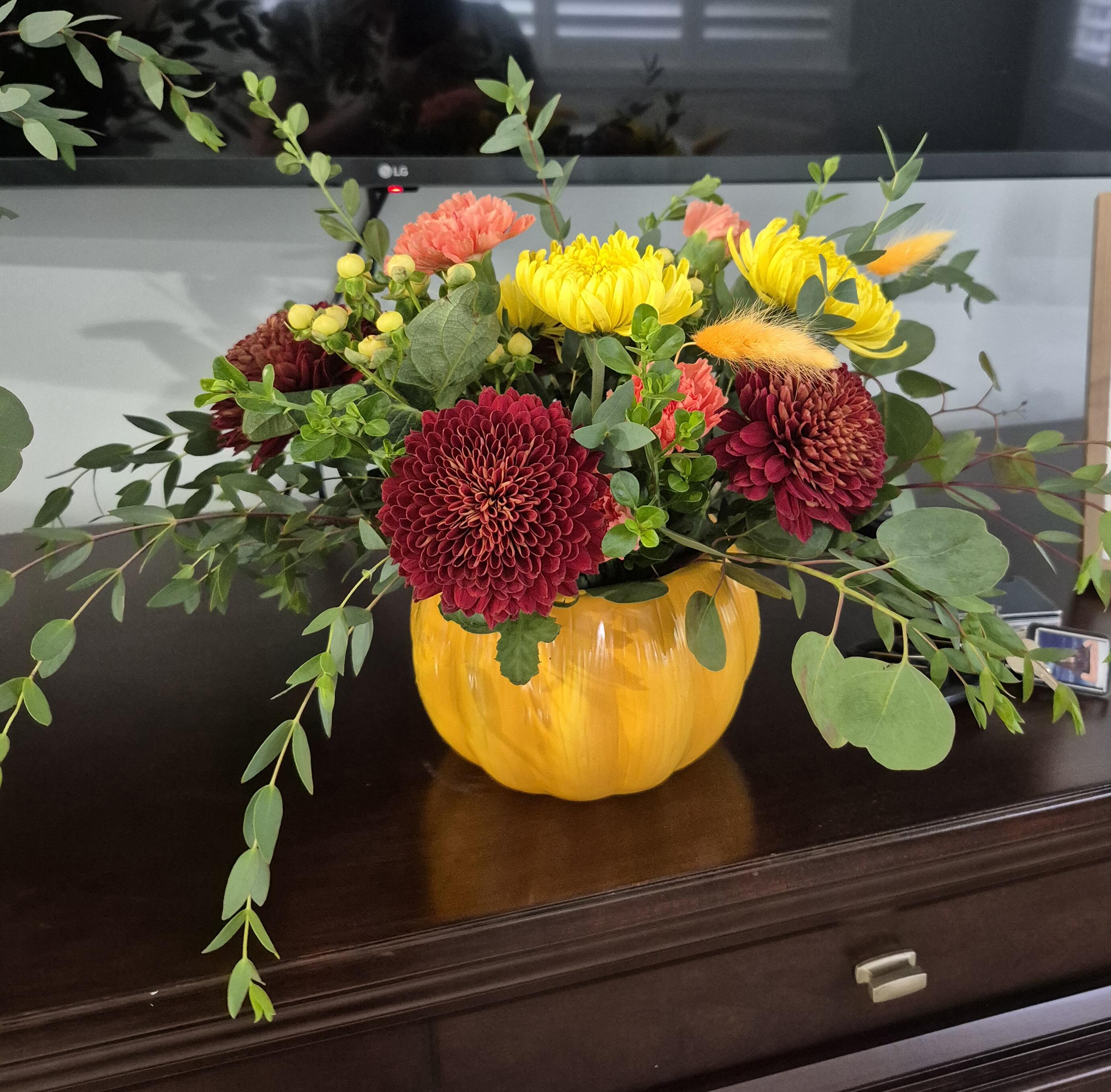 Campaign cover image for Create Your Fall Floral Centerpiece