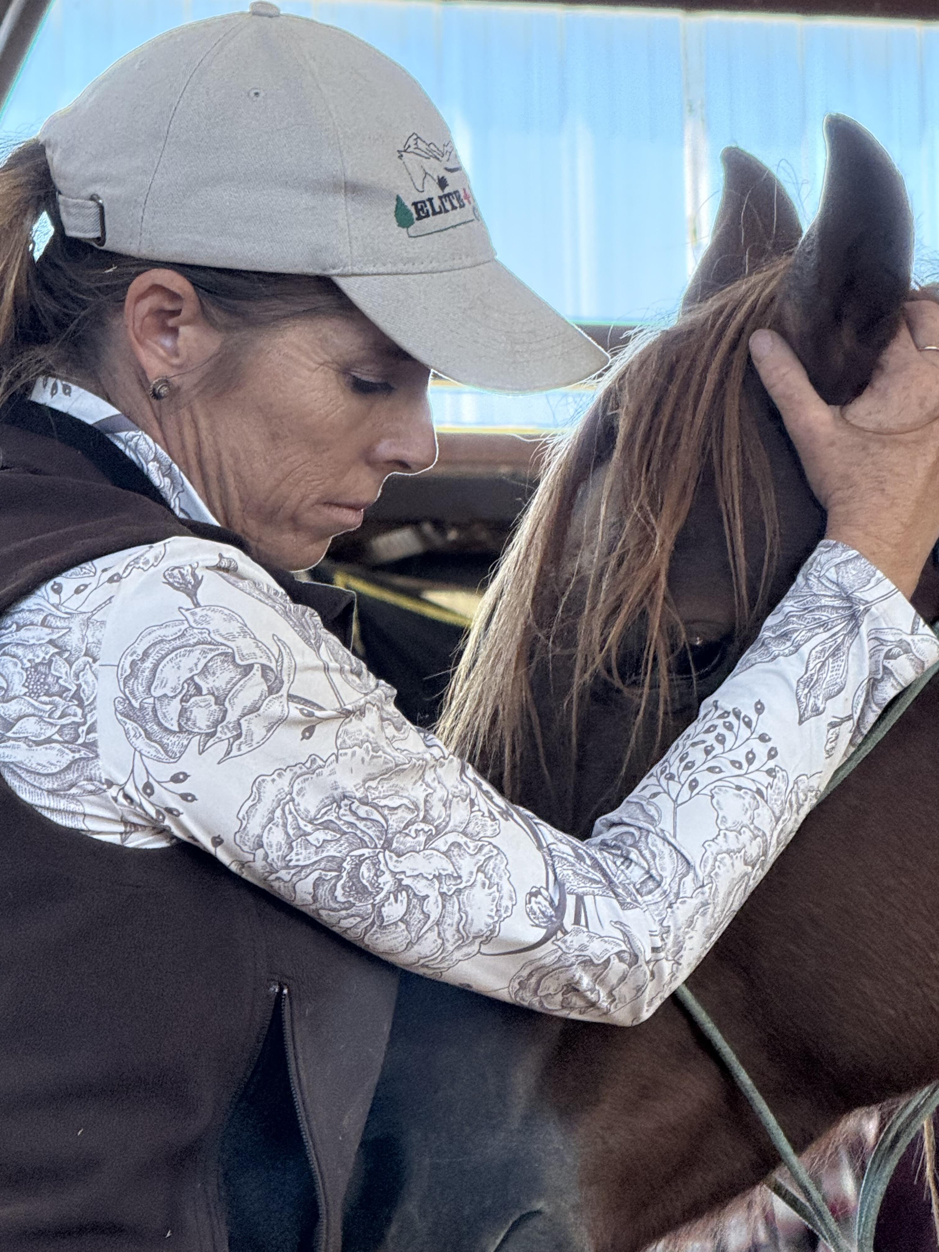 Campaign cover for CLINIC: Fascia - A walk through the horse's body connective tissue