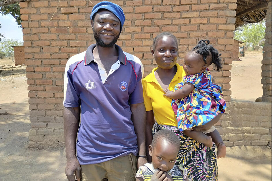 Thapson Shawa Family