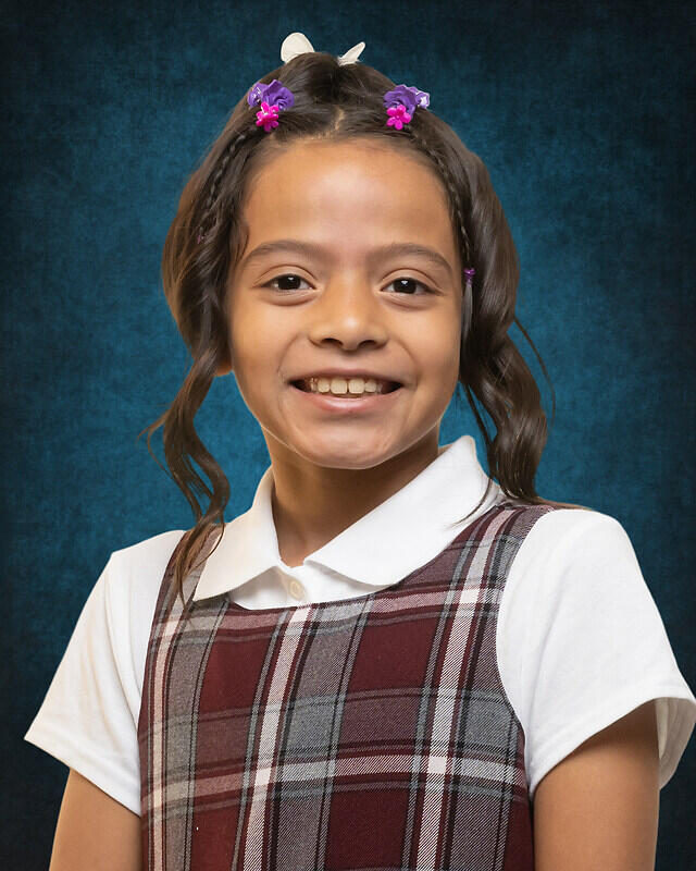 Campaign cover image for Angelina Elisarraraz to Catalina Island Marine Science Camp