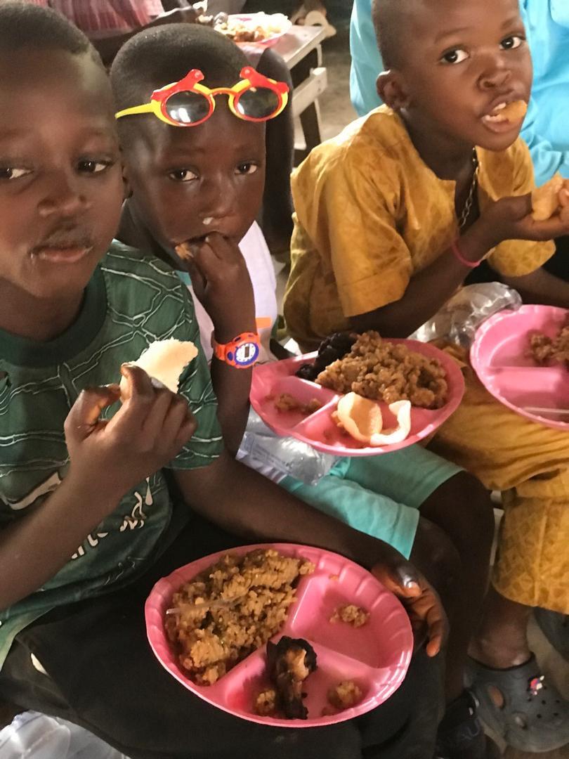 Campaign cover image for Helping One Hand At A Time