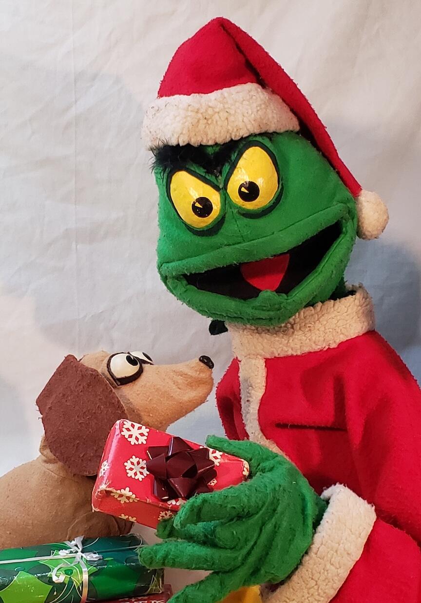 Campaign cover image for The Frogtown Mountain Puppeteers & The Grinch