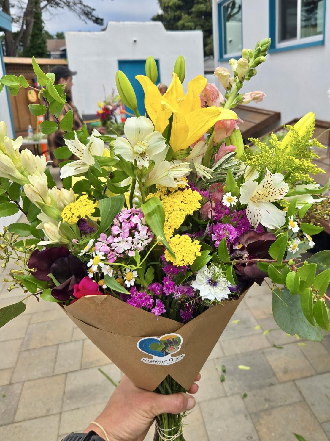 Campaign cover image for Flower Subscription: July 8 - August 26th, September 9th - October 28th