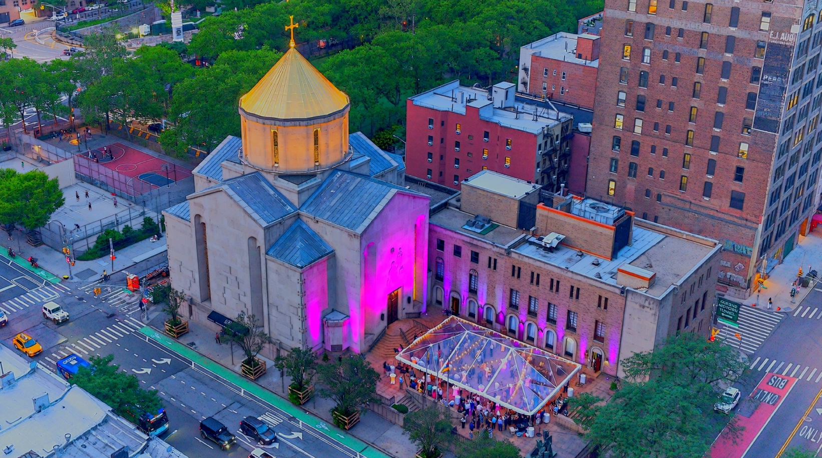 Campaign cover image for Evening on The Plaza