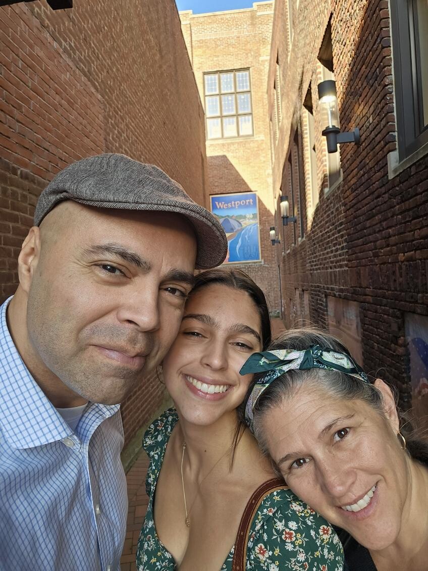 Campaign cover image for The Ciuro's are Puttin' on the Glitz