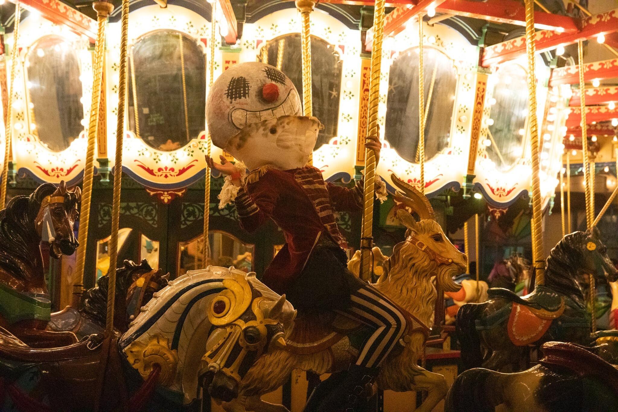 Campaign cover image for Rogue Artists Ensemble: Be Impossible