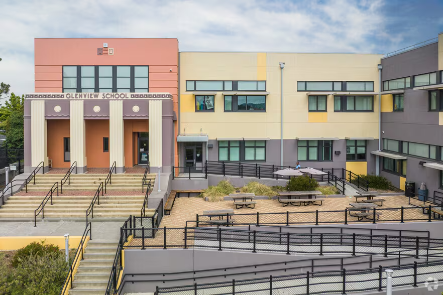 Campaign cover image for Griffin Fund: Fall Giving