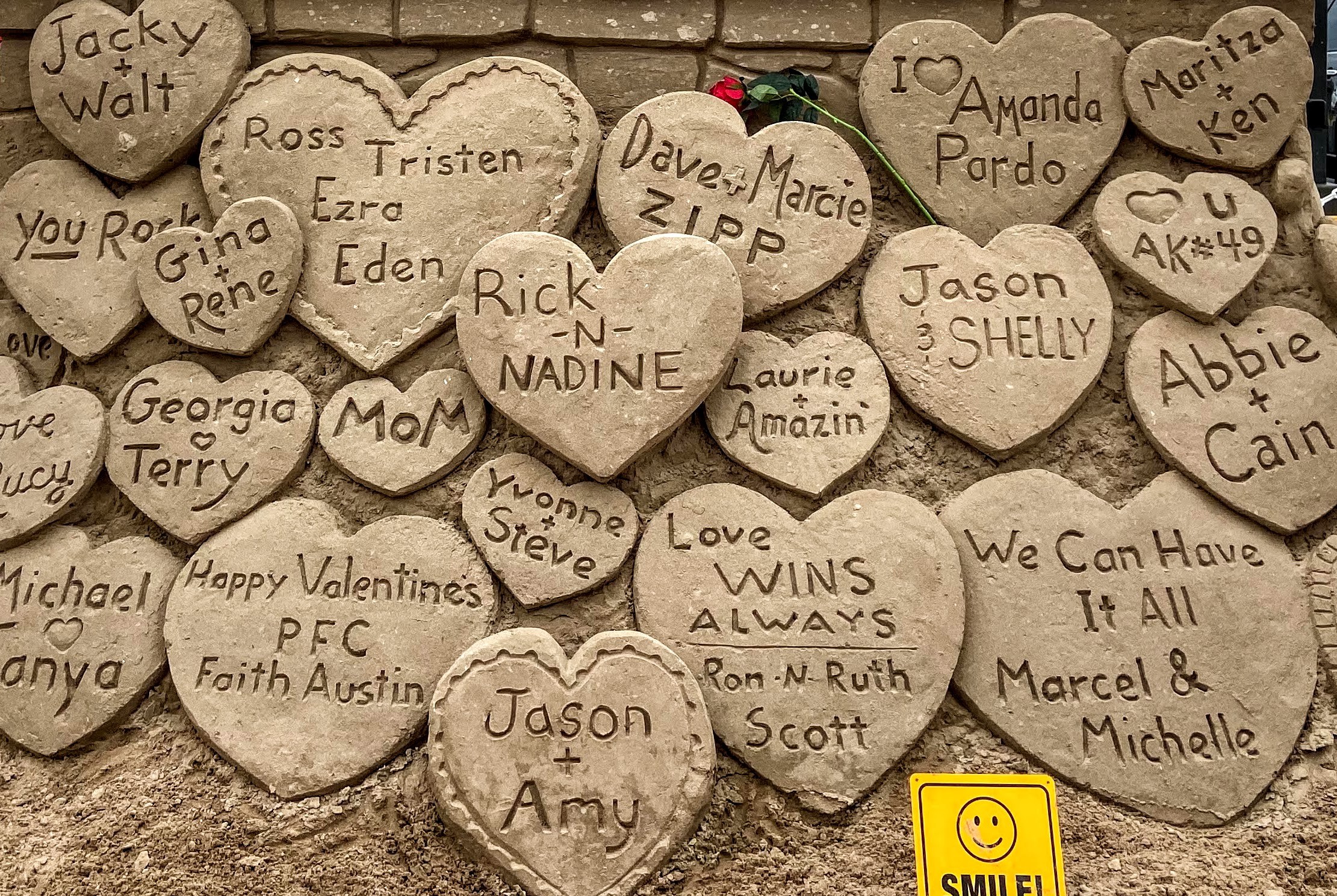 Campaign cover image for Vote for Lucinda aka sandyfeet!