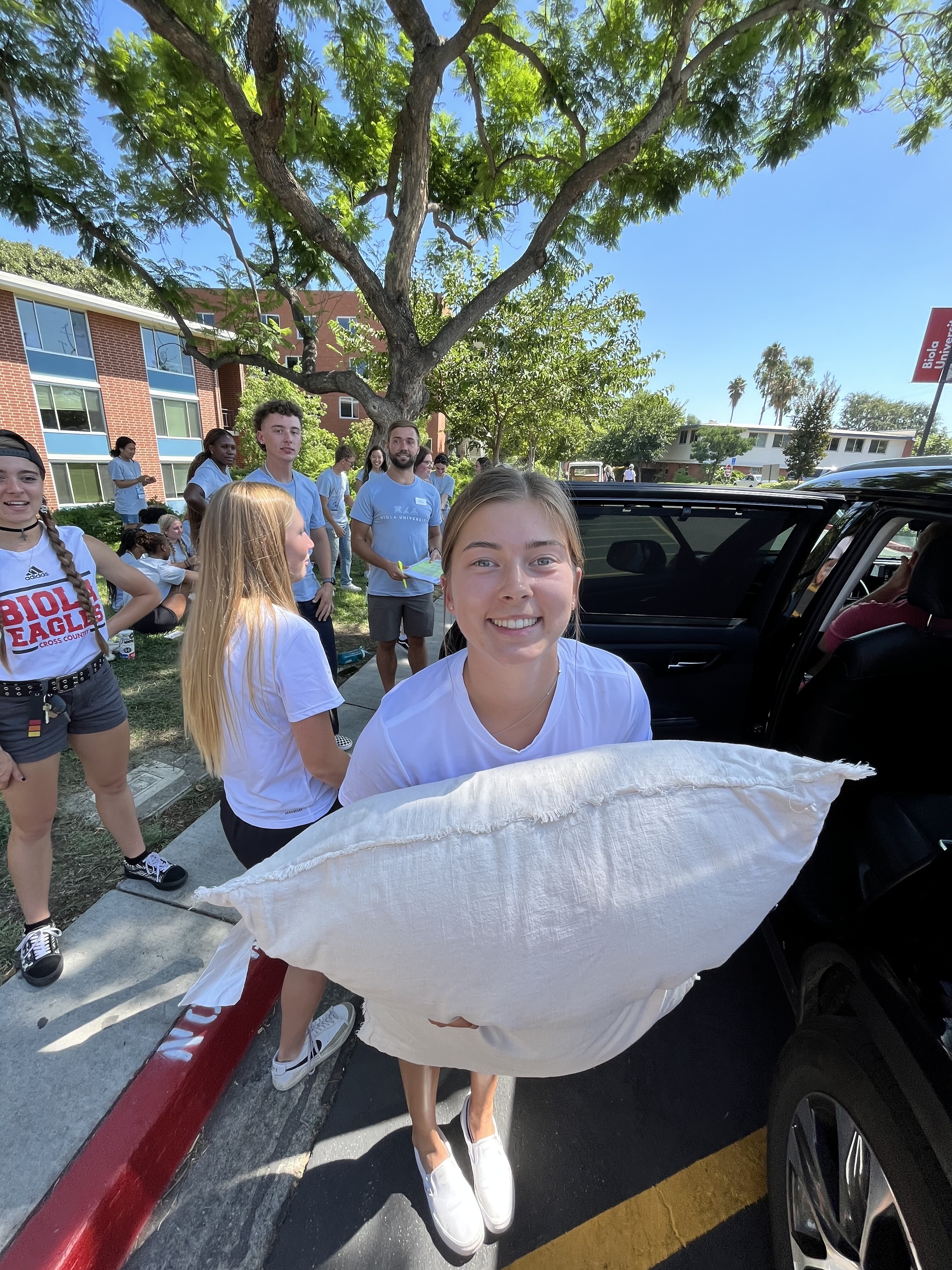 Campaign cover image for Emily to the Philippines
