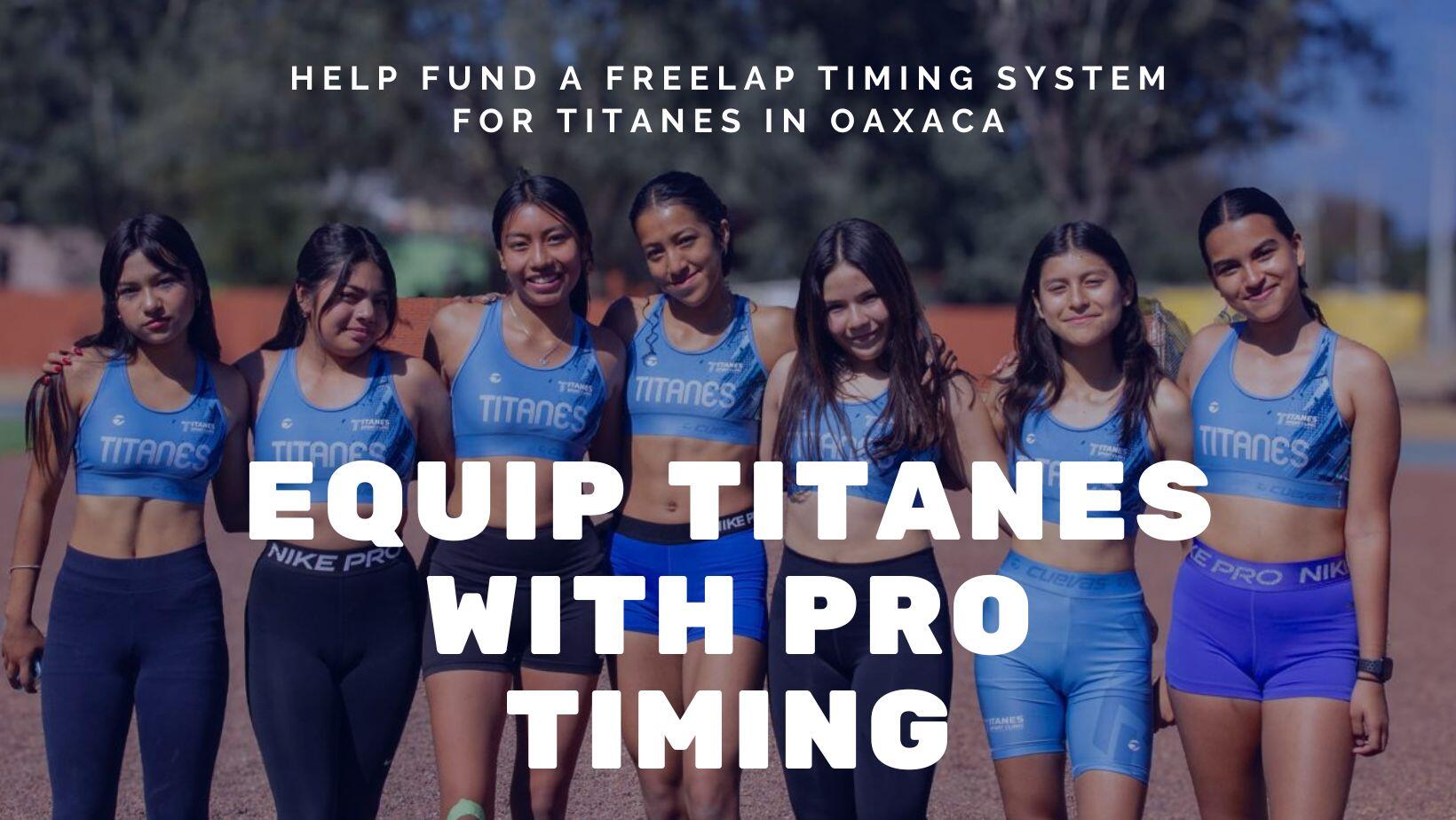 Atletas de Titanes Sport Clinic entrenando en la pista de Oaxaca