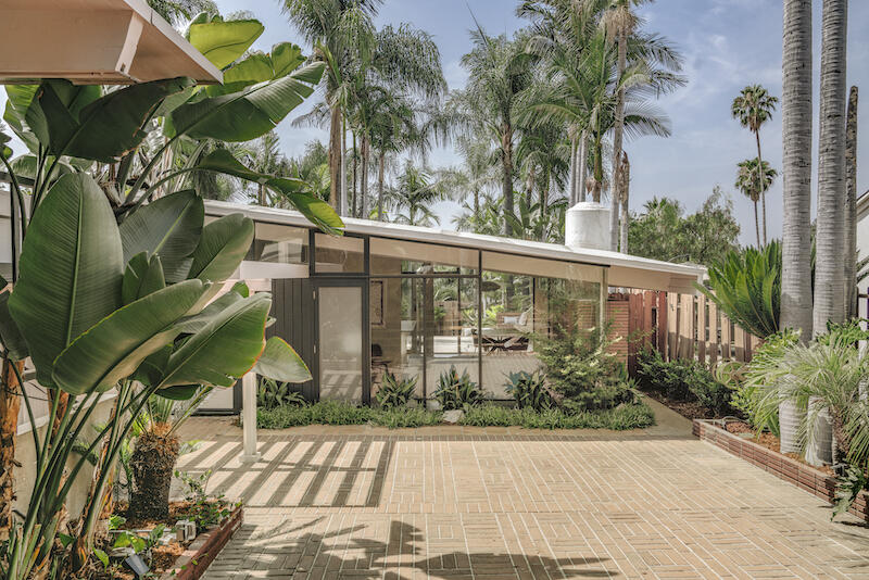 Campaign cover image for HOME TOUR: SUN VILLA HOME | A. QUINCY JONES, 1950