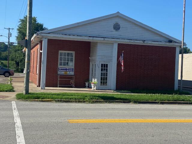 Campaign cover image for Lease for 2025 (205 West Main)