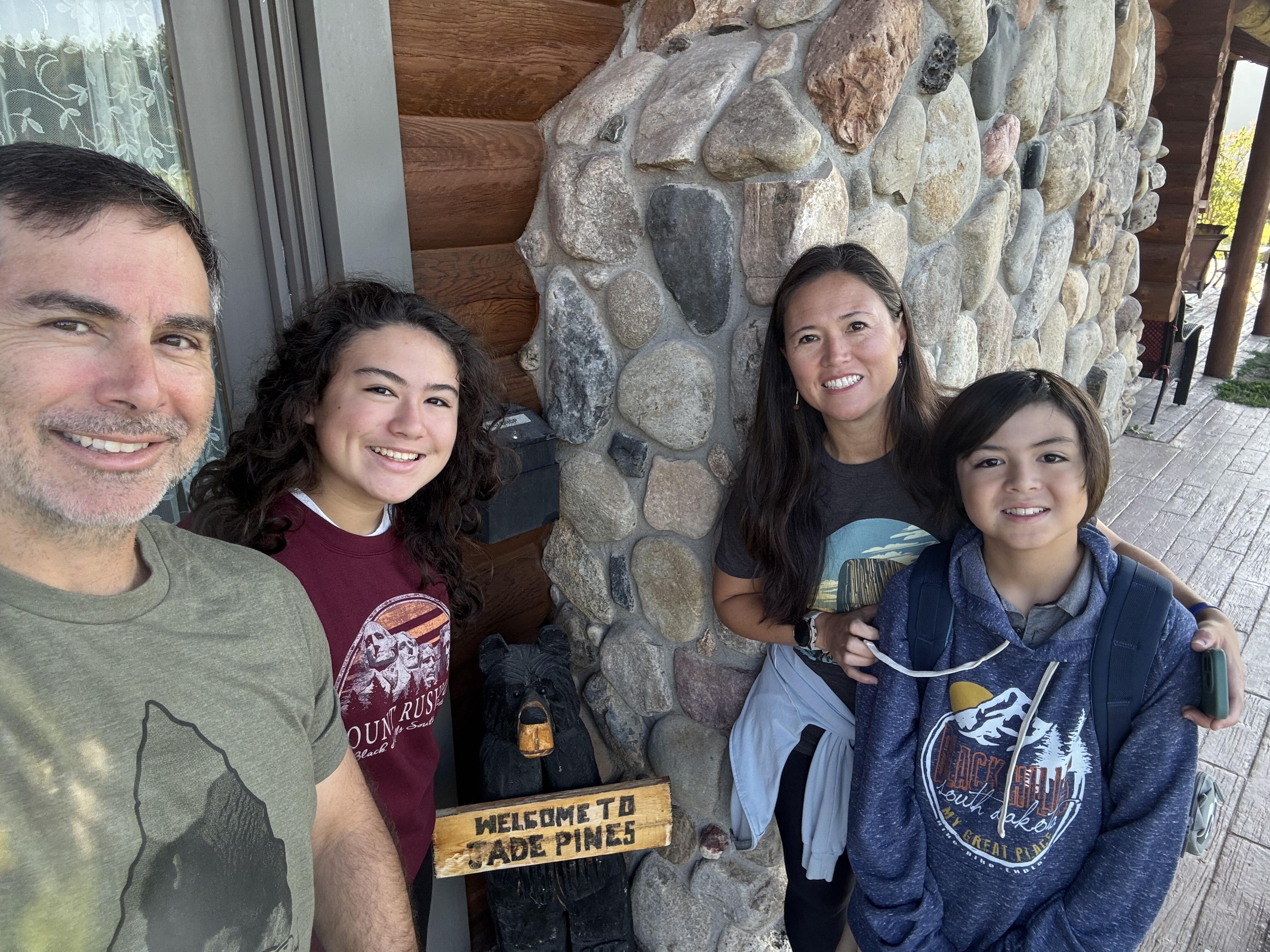 Campaign cover image for Ray and Melissa Year End Support Need