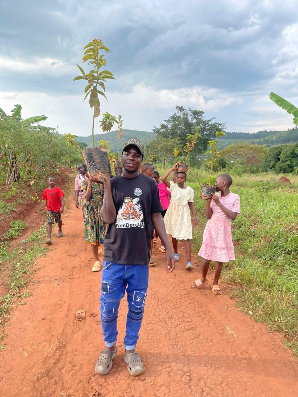 Campaign cover image for Help Samson Ssentamu Grow Planet Healing Network Uganda