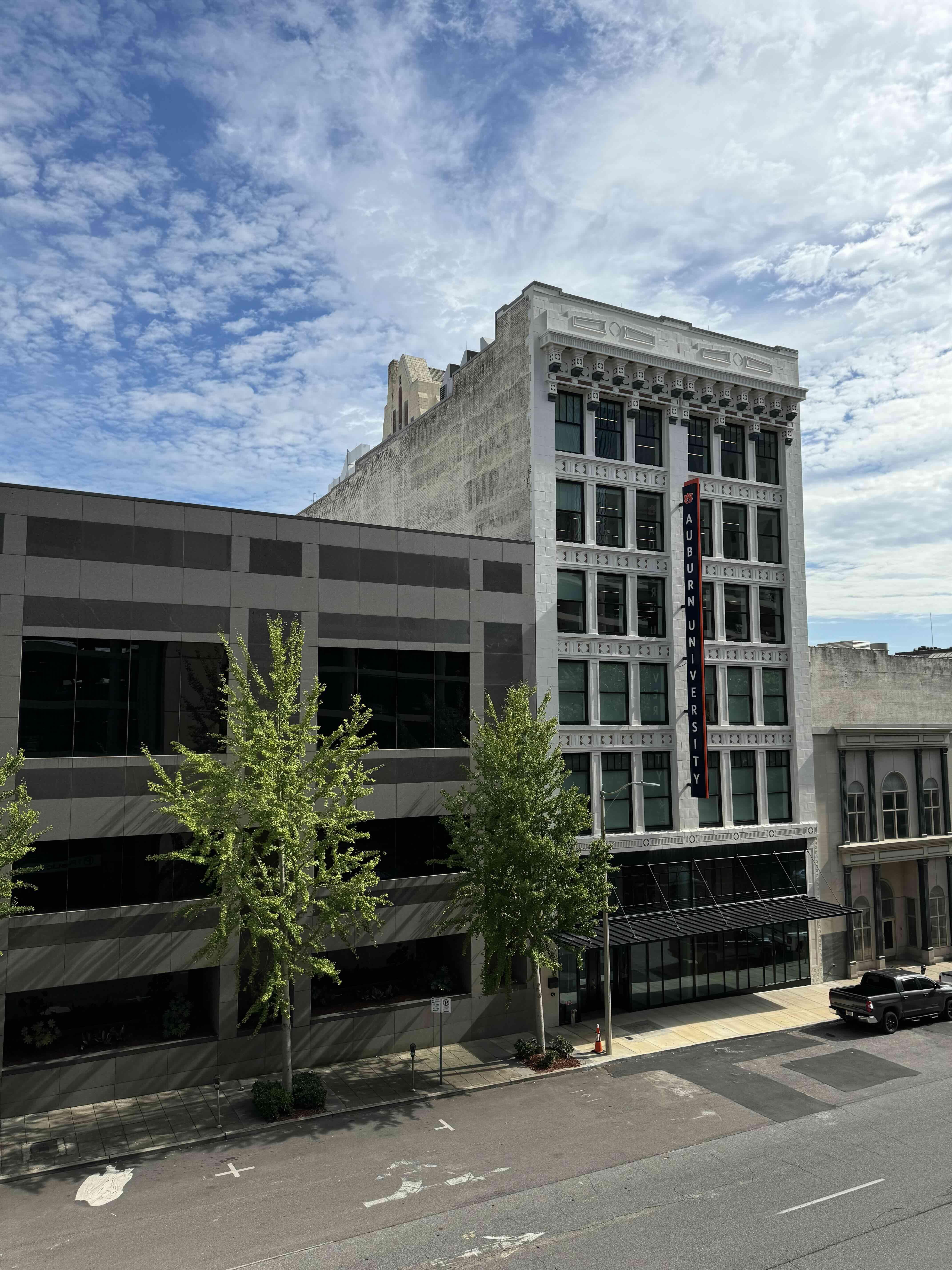 Campaign cover image for The 19th Hole: Scholarships