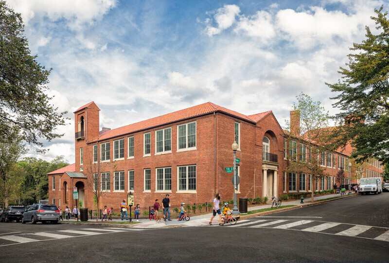 Campaign cover image for 5th Grade Graduation Activities/Actividades de promoción de 5to grado