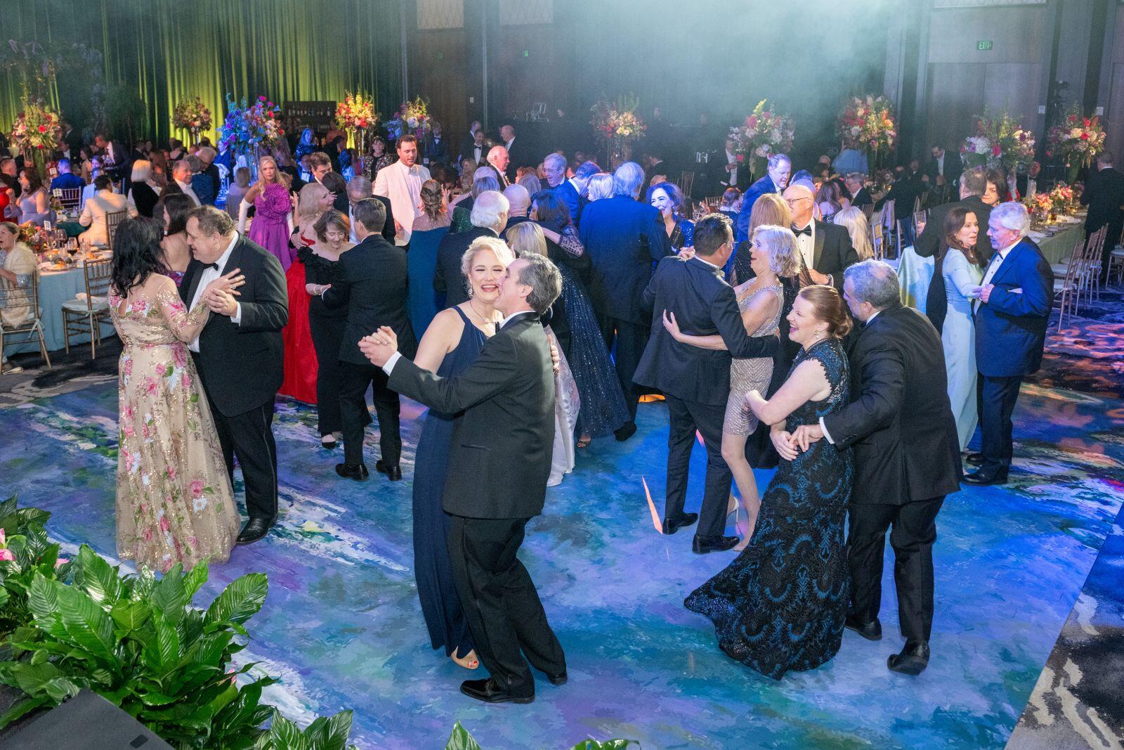 Campaign cover image for 2027 Houston Symphony Ball