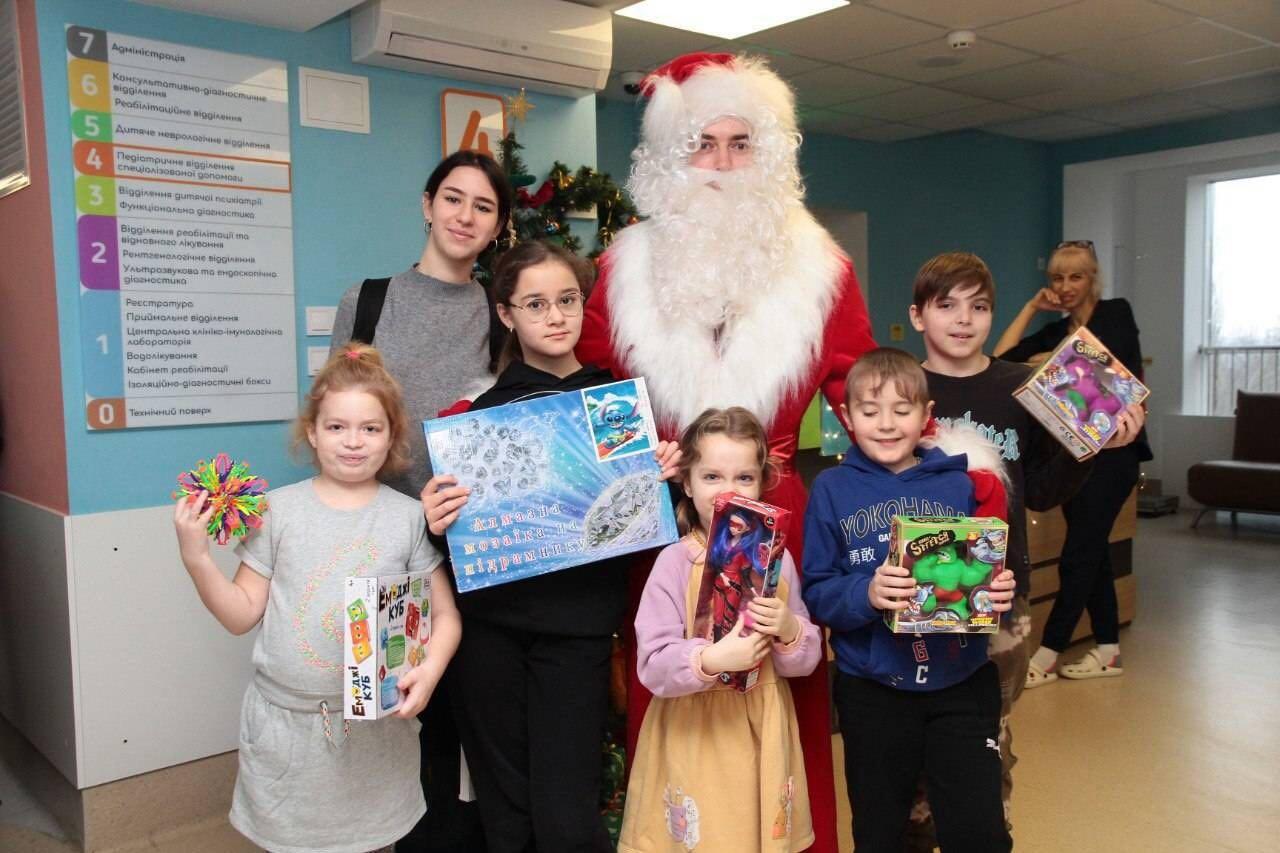 Campaign cover image for A Holiday of Hope 2: Toys for Ukraine’s Children