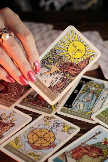 Campaign cover for TAROT CARD READING