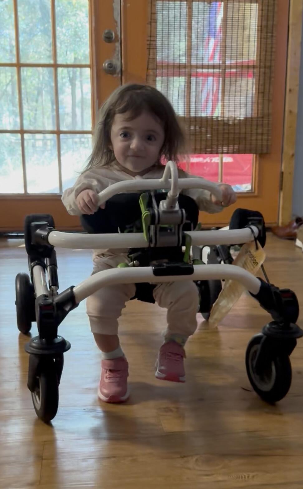 Samantha's Strong Bones logo